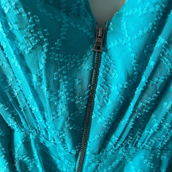 Alice & Olivia Silk-Cotton Tie-Waist Wrap Turquoise Dress - 8 - Picture 10 of 15